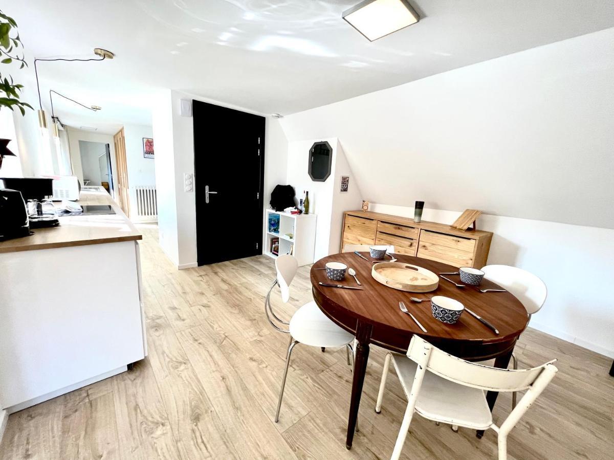 Sous Les Toits Avec Garage Et Terrasse A Ribeauville Exterior foto